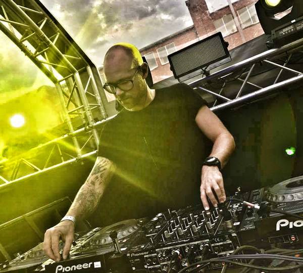 DJ/Producer Stefan K